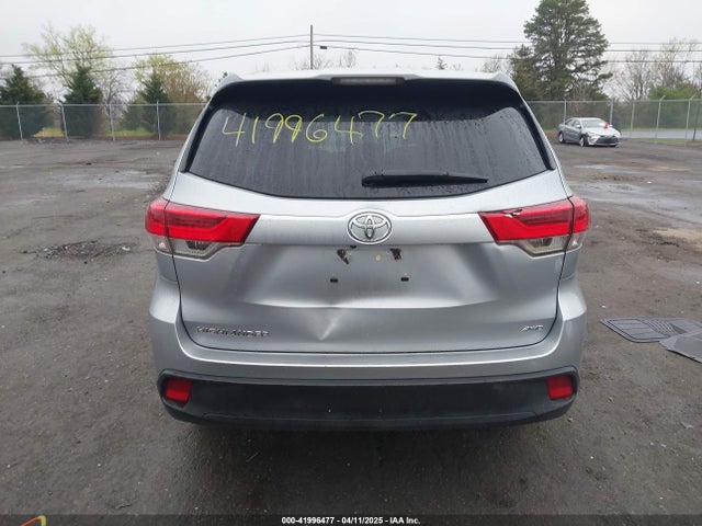 5TDBZRFH4KS997648 Toyota Highlander Le