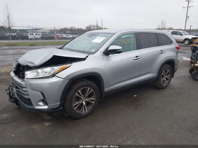 5TDBZRFH4KS997648 Toyota Highlander Le