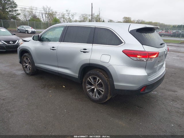 5TDBZRFH4KS997648 Toyota Highlander Le