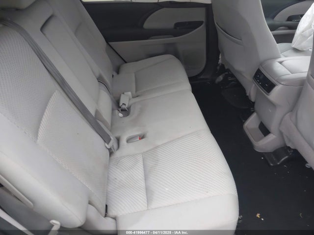 5TDBZRFH4KS997648 Toyota Highlander Le