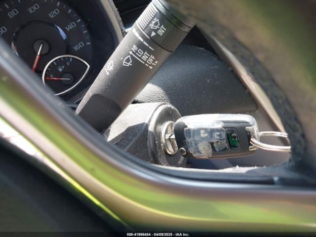 1G11D5SLXFF207328 Chevrolet MALIBU 2LT