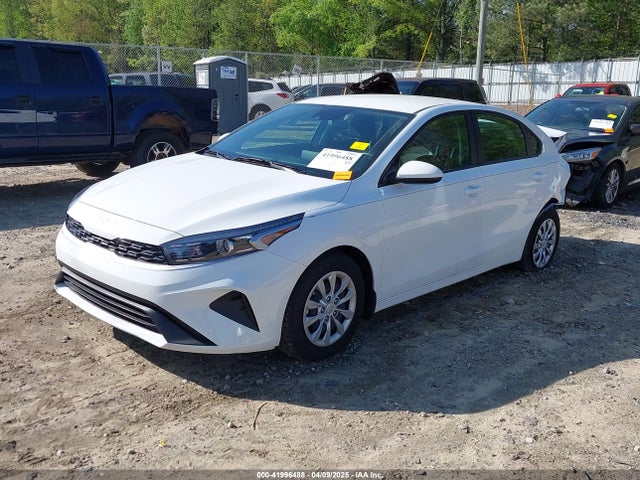3KPF24AD2RE814071 KIA FORTE LX