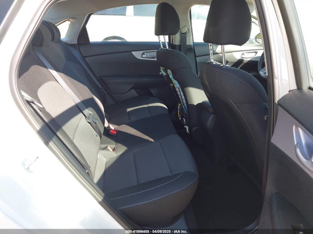 3KPF24AD2RE814071 KIA FORTE LX