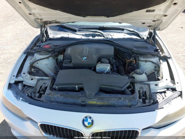 WBA3B1C53EP680072 BMW 320i