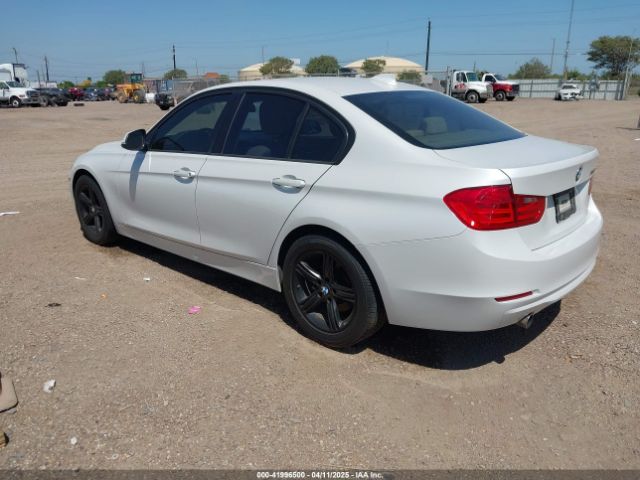 WBA3B1C53EP680072 BMW 320i
