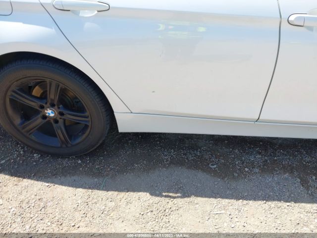 WBA3B1C53EP680072 BMW 320i