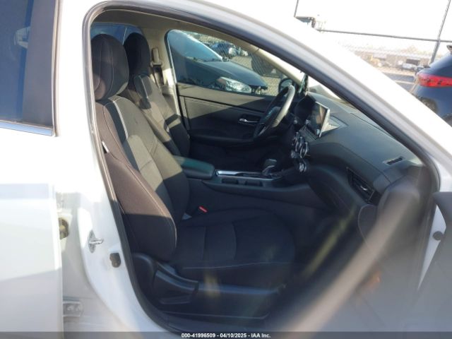 2022 NISSAN SENTRA 3N1AB8CVXNY235686 Photo 4