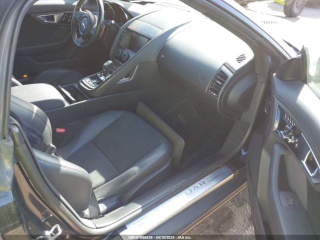 SAJWA6FU1G8K25111 Jaguar F-TYPE S