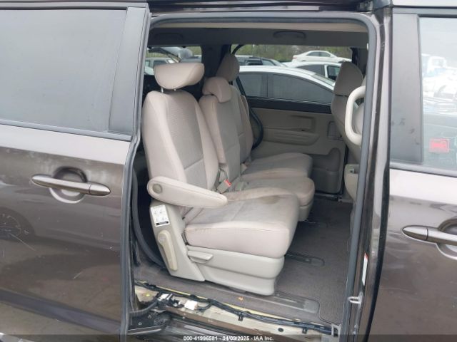 KNDMB5C17G6093362 KIA SEDONA LX