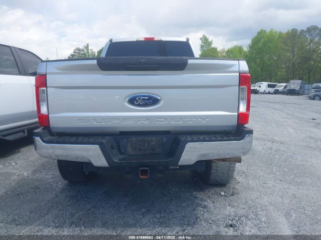 1FT7W2BT2KEF52041 Ford F-250 Xlt