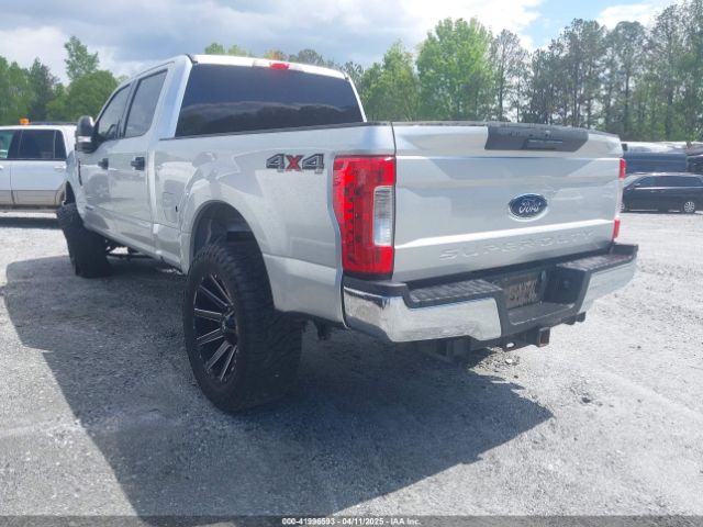 1FT7W2BT2KEF52041 Ford F-250 Xlt