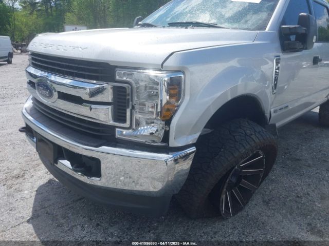 1FT7W2BT2KEF52041 Ford F-250 Xlt