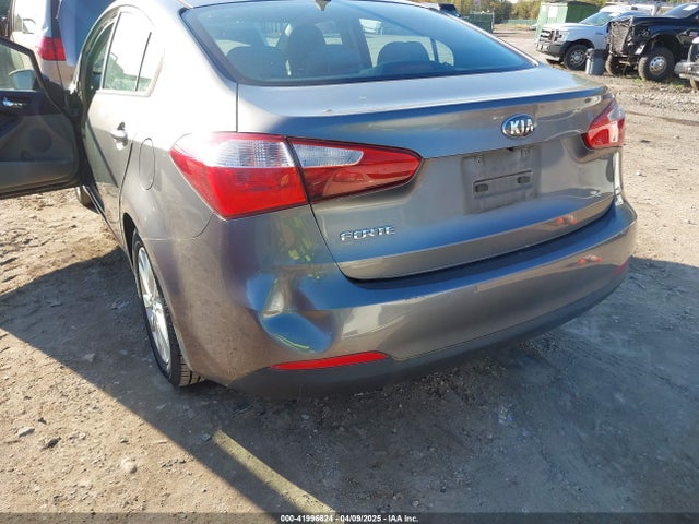 KNAFX4A61G5469950 KIA FORTE LX