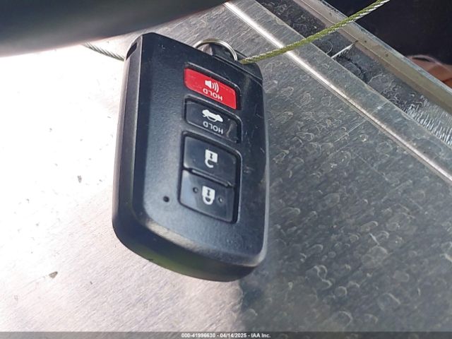 4T1BF1FK8HU630211 Toyota CAMRY XSE