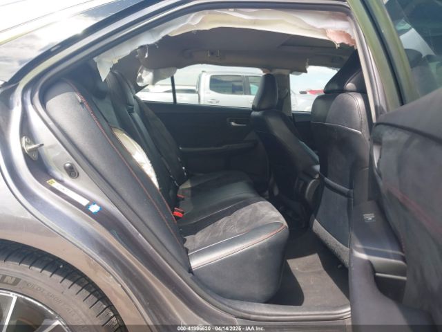 4T1BF1FK8HU630211 Toyota CAMRY XSE