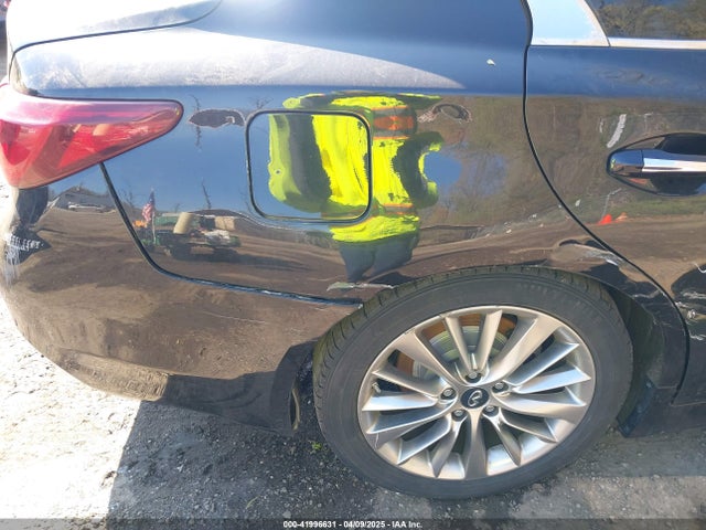 JN1EV7AP2JM352392 Infiniti Q50 3.0t Luxe