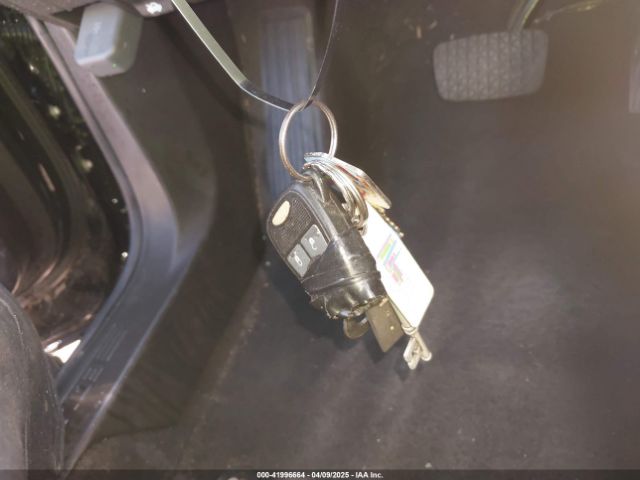 3GNAXHEV8KL400940 Chevrolet EQUINOX LS
