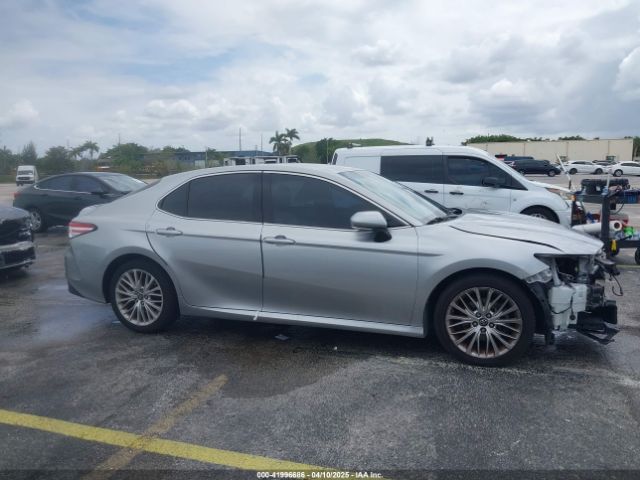 4T1B11HK7JU012881 Toyota CAMRY XLE