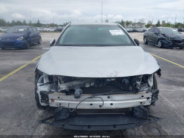 4T1B11HK7JU012881 Toyota CAMRY XLE