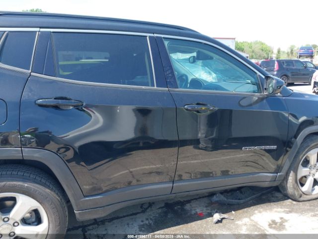 3C4NJDBB5MT562400 Jeep Compass Latitude 4x4
