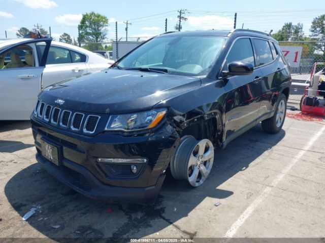 3C4NJDBB5MT562400 Jeep Compass Latitude 4x4