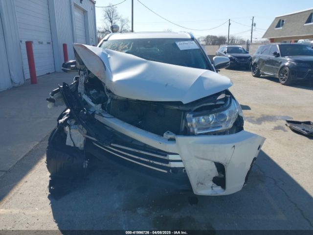 5TDJZRFH4KS568084 Toyota Highlander Xle