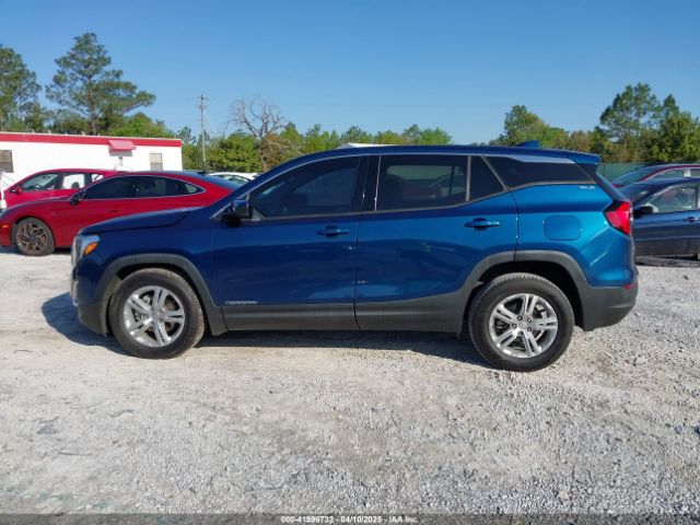 3GKALMEV2LL104945 GMC Terrain Fwd Sle