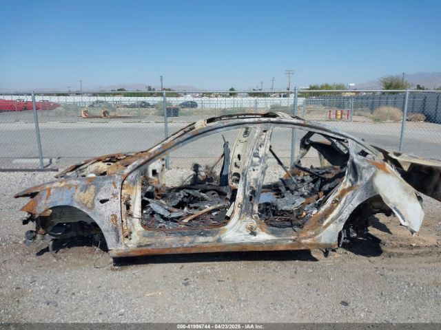 5YJ3E1EAXLF631446 Tesla MODEL 3