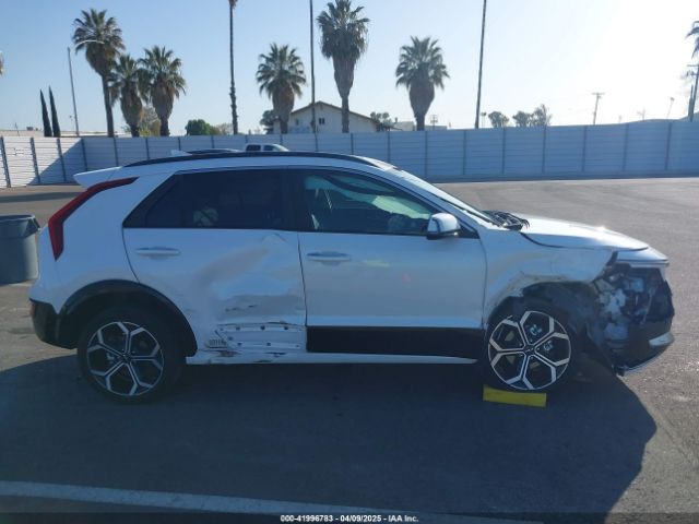 KNDCT3LE9R5122188 KIA Niro Sx Touring