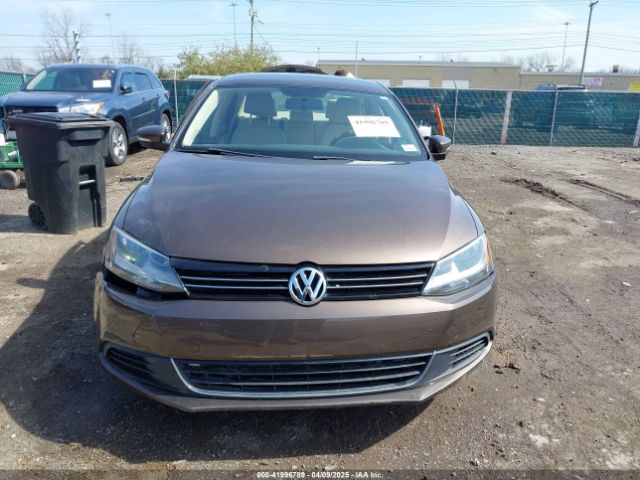 3VWD17AJ4EM252608 Volkswagen Jetta 1.8t Se