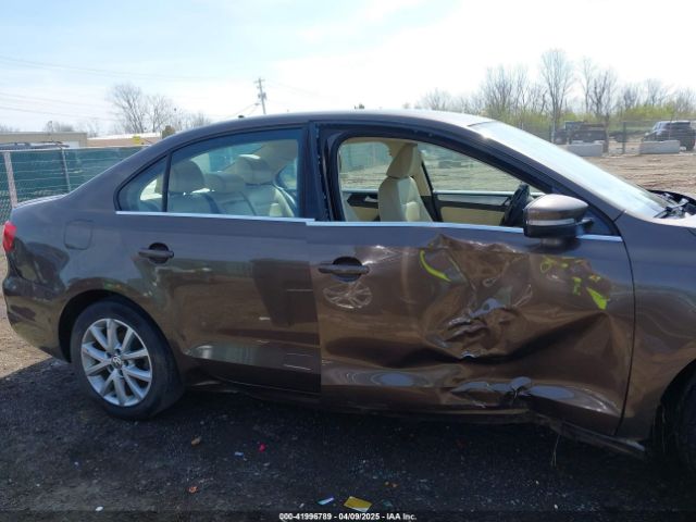 3VWD17AJ4EM252608 Volkswagen Jetta 1.8t Se