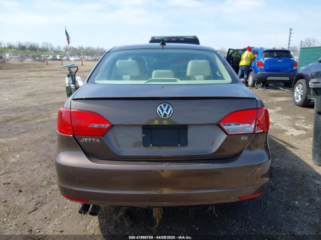 3VWD17AJ4EM252608 Volkswagen Jetta 1.8t Se