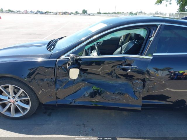 2015 JAGUAR XF SAJWA0F77F8U88693 Photo 5