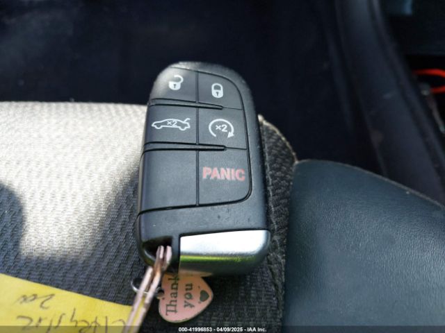 1C3CCCBG5FN600030 Chrysler 200 S