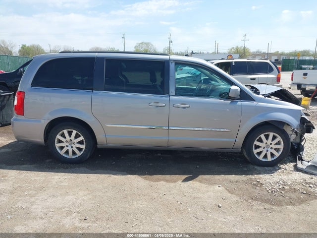2C4RC1BG5ER269218 Chrysler 2014