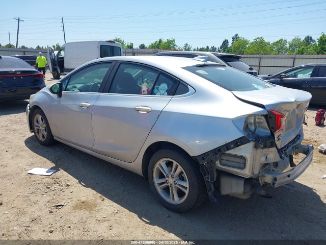 1G1BE5SM2J7136526 Chevrolet Cruze Lt Auto