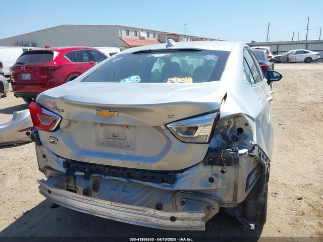 1G1BE5SM2J7136526 Chevrolet Cruze Lt Auto