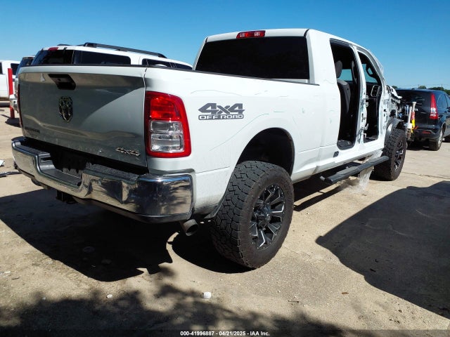 RAM 2500 Big Horn  4x4 6'4' Box 2022 3C6UR5ML0NG323886 Image 4