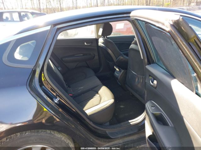 KNAGT4L3XG5105898 KIA Optima Lx