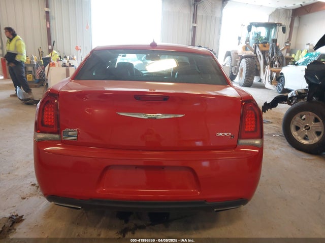 Chrysler 300 300s 2016 2C3CCAGG3GH217047 Image 16