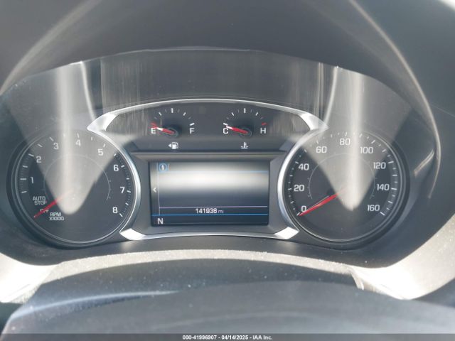 2GNAXUEV8K6267156 Chevrolet EQUINOX LT