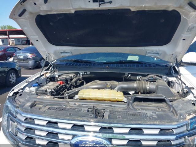 1FMJU2AT2KEA40515 Ford Expedition Limited