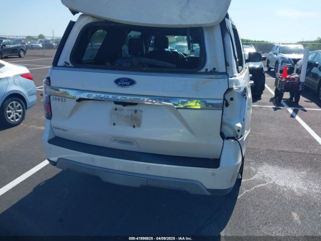 1FMJU2AT2KEA40515 Ford Expedition Limited