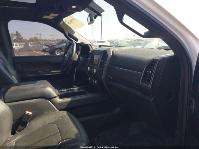 1FMJU2AT2KEA40515 Ford Expedition Limited