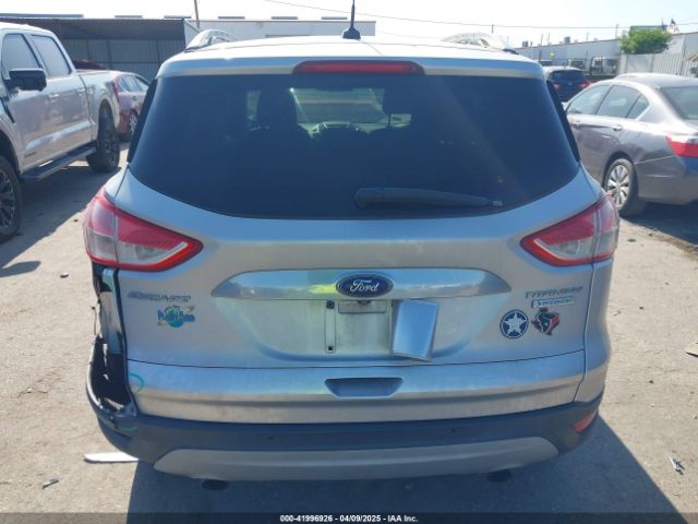 1FMCU0J9XEUA85567 Ford Escape Titanium