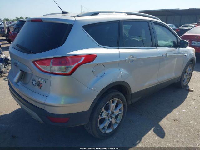 1FMCU0J9XEUA85567 Ford Escape Titanium
