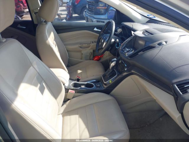 1FMCU0J9XEUA85567 Ford Escape Titanium