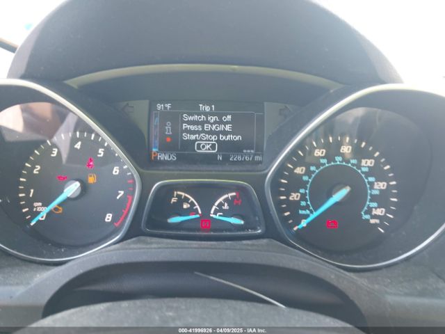 1FMCU0J9XEUA85567 Ford Escape Titanium