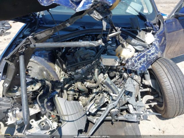 2018 BMW 320I WBA8E5G5XJNV02762 Photo 9