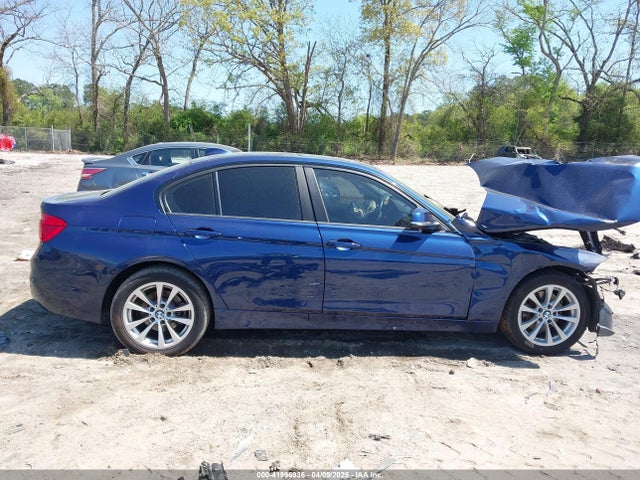 WBA8E5G5XJNV02762 BMW 320i